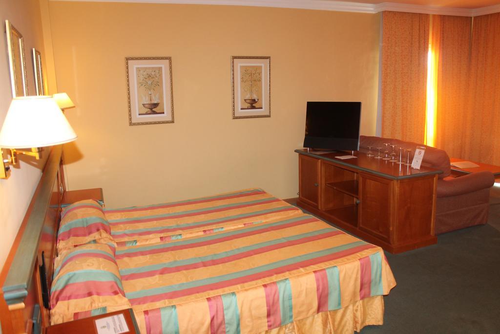 Hotel Tamisa Golf Mijas Exterior photo