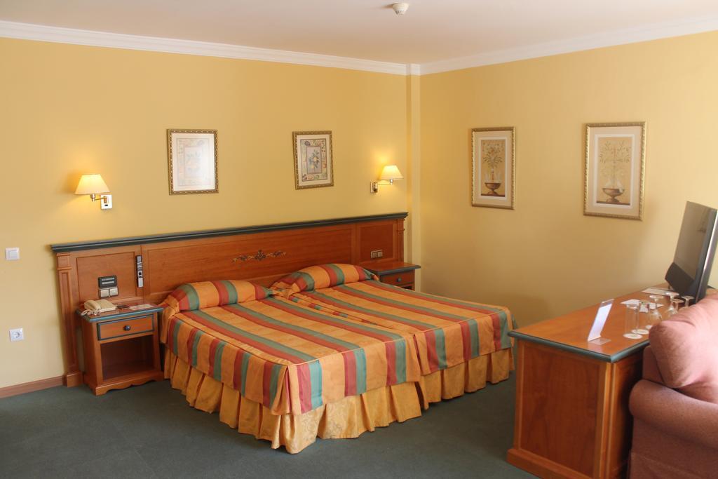Hotel Tamisa Golf Mijas Exterior photo